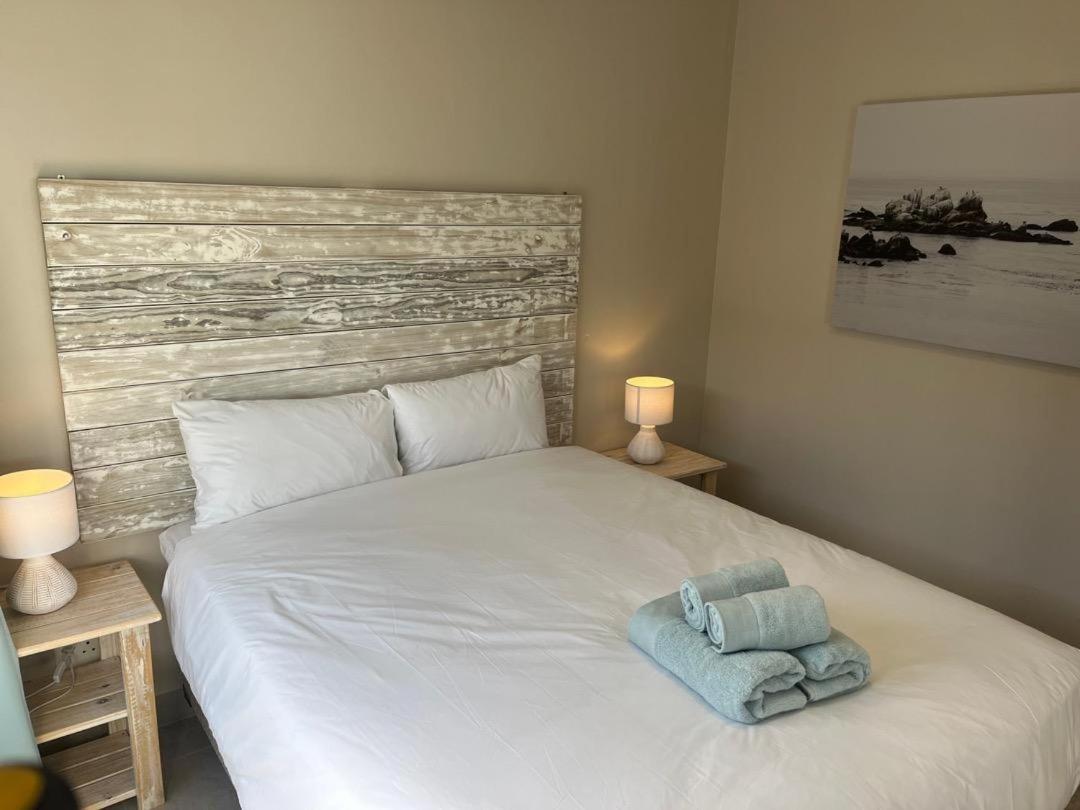 White Sands Self-Catering Units Wilderness Room photo